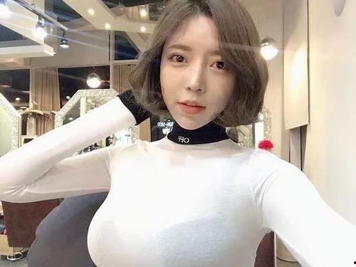 女主播米娜ed2k,揭秘女主播的直播魅力与粉丝狂热